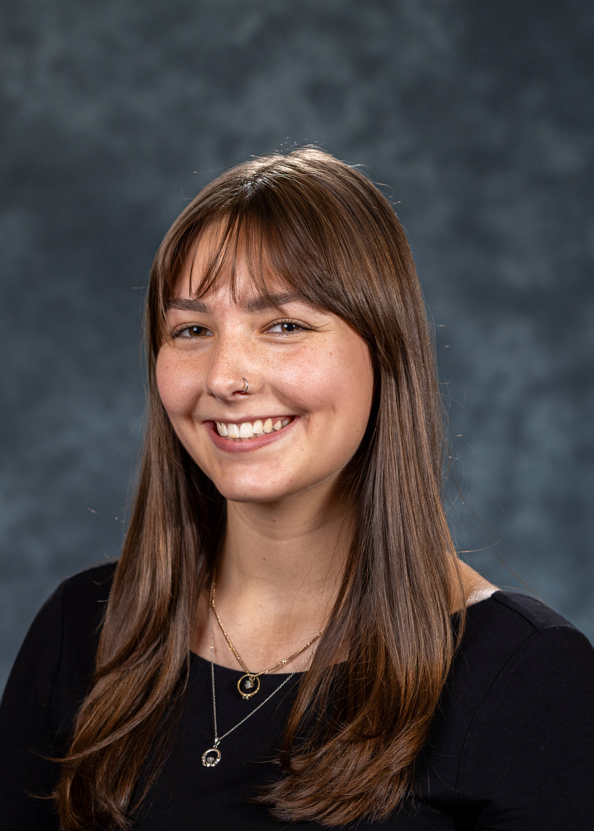 Headshot of Riley Campbell